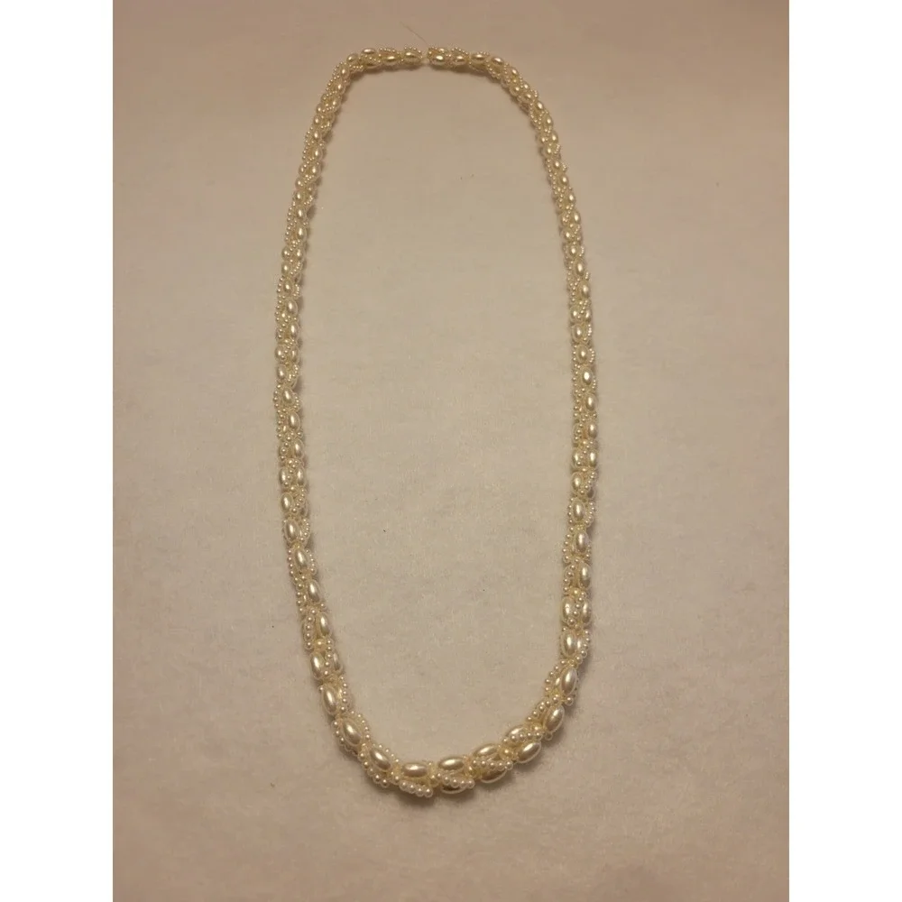 Faux Pearl Necklace Vintage Glam Minimalist Wedding Jewelry Cream Ivory